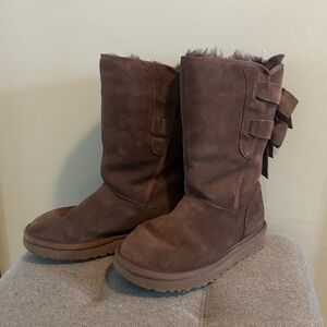 UGG Bailey Triple Bow Tall Brown Suede Sheepskin Boots Women’s 6 EU 37
